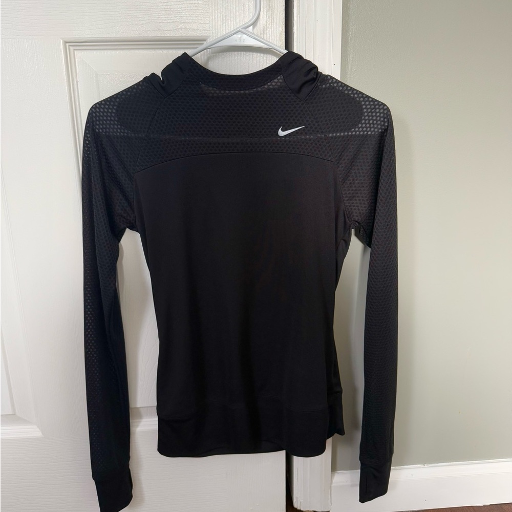Women’s Nike - Long Sleeved Top